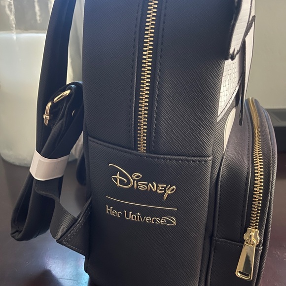 Disney-Her Universe Mickey Mummy Backpack-NWT - Picture 2 of 4